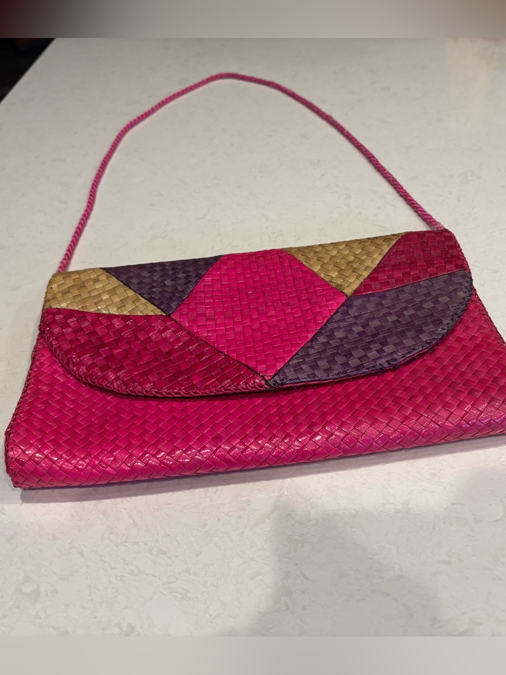 Vintage handwoven straw colorblock purse pink, purple, fuchsia clutch crossbody
